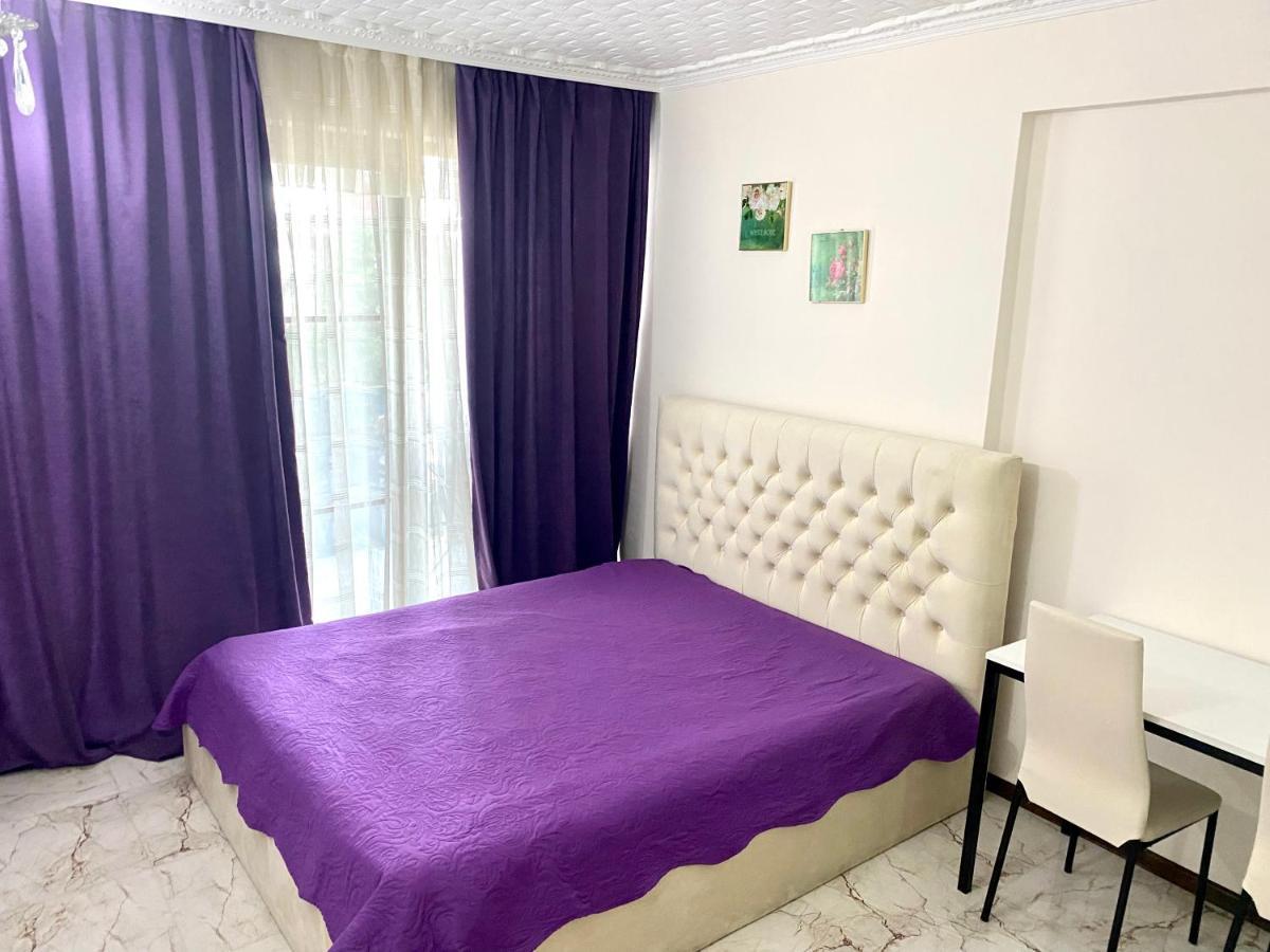 Lavanda Apartment Batumi Esterno foto